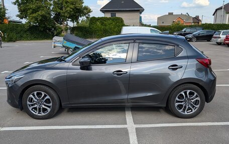 Mazda Demio IV, 2019 год, 1 500 000 рублей, 4 фотография