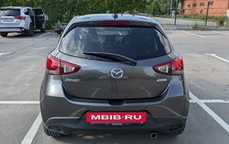 Mazda Demio IV, 2019 год, 1 500 000 рублей, 2 фотография