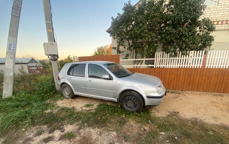 Volkswagen Golf IV, 2003 год, 250 000 рублей, 3 фотография