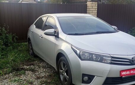 Toyota Corolla, 2013 год, 1 350 000 рублей, 10 фотография