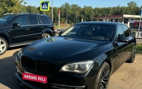 BMW 7 серия, 2014 год, 2 800 000 рублей, 4 фотография