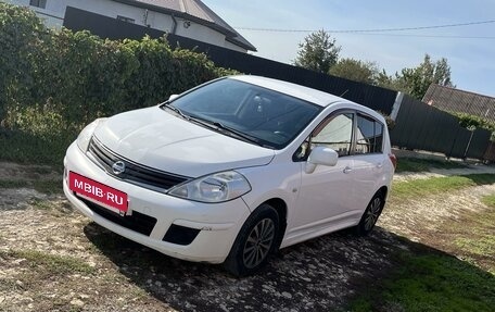 Nissan Tiida, 2011 год, 820 000 рублей, 3 фотография