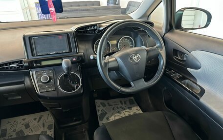 Toyota Wish II, 2009 год, 1 829 000 рублей, 15 фотография