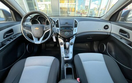 Chevrolet Cruze II, 2014 год, 970 000 рублей, 6 фотография