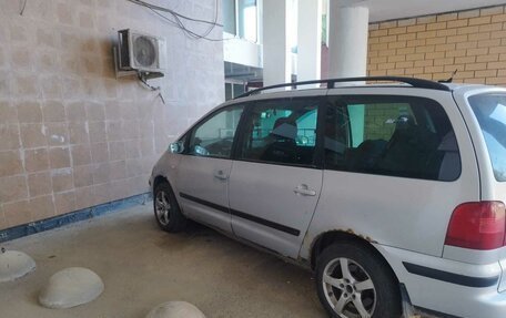 Volkswagen Sharan I рестайлинг, 2002 год, 330 000 рублей, 2 фотография