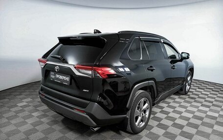 Toyota RAV4, 2020 год, 3 600 000 рублей, 5 фотография