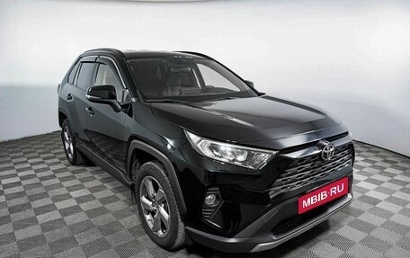 Toyota RAV4, 2020 год, 3 600 000 рублей, 3 фотография