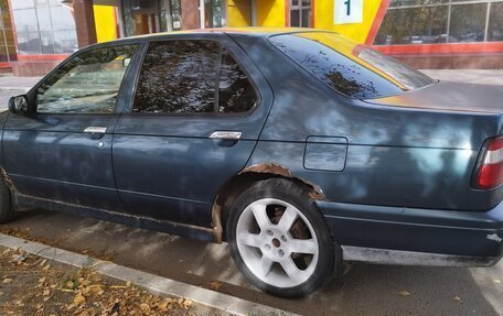 Nissan Bluebird XI, 2000 год, 200 000 рублей, 6 фотография