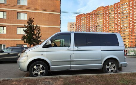 Volkswagen Multivan T5, 2008 год, 2 200 000 рублей, 2 фотография