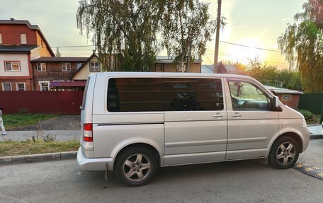 Volkswagen Multivan T5, 2008 год, 2 200 000 рублей, 4 фотография