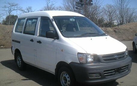 Toyota Town Ace III, 2001 год, 560 000 рублей, 1 фотография