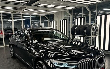 BMW 7 серия, 2020 год, 9 000 000 рублей, 2 фотография