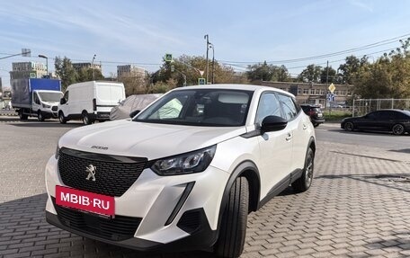 Peugeot 2008 II, 2021 год, 2 200 000 рублей, 5 фотография