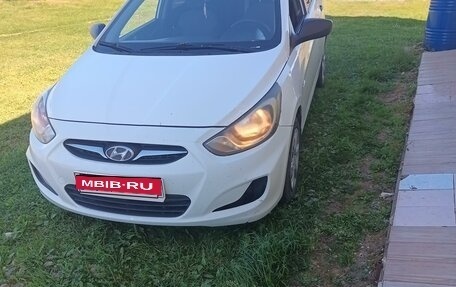 Hyundai Solaris II рестайлинг, 2014 год, 750 000 рублей, 22 фотография