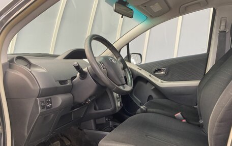 Toyota Yaris III рестайлинг, 2008 год, 727 000 рублей, 16 фотография