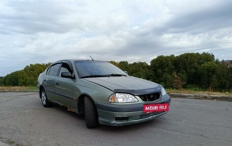 Toyota Avensis III рестайлинг, 2000 год, 270 000 рублей, 2 фотография