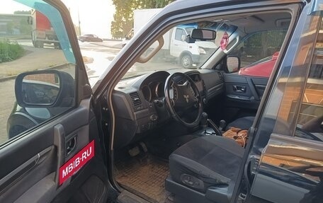 Mitsubishi Pajero IV, 2007 год, 1 550 000 рублей, 7 фотография