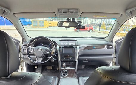 Toyota Camry, 2015 год, 2 200 000 рублей, 4 фотография