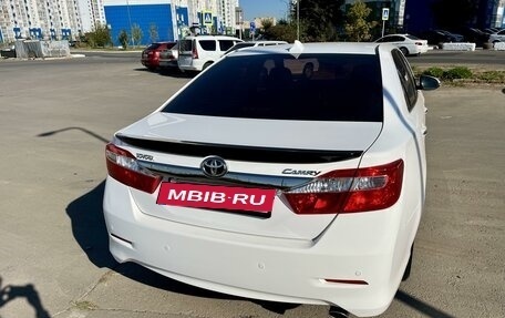 Toyota Camry, 2013 год, 1 870 000 рублей, 8 фотография