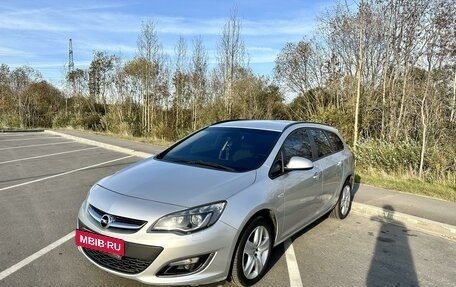 Opel Astra J, 2012 год, 1 270 000 рублей, 6 фотография