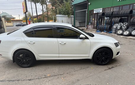 Skoda Octavia, 2017 год, 1 250 000 рублей, 8 фотография