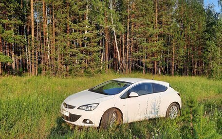 Opel Astra J, 2014 год, 1 100 000 рублей, 5 фотография