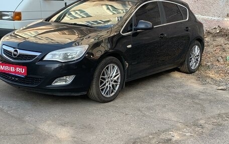 Opel Astra J, 2010 год, 790 000 рублей, 6 фотография