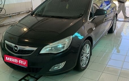 Opel Astra J, 2010 год, 790 000 рублей, 13 фотография