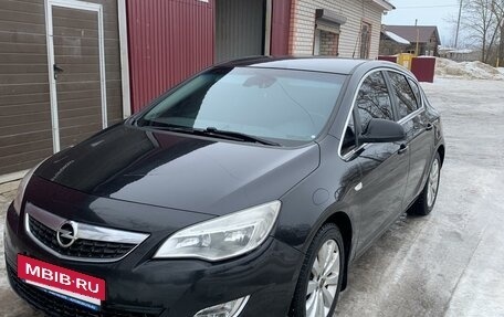 Opel Astra J, 2010 год, 790 000 рублей, 20 фотография