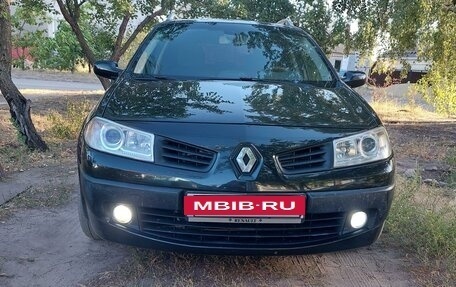 Renault Megane II, 2007 год, 715 000 рублей, 2 фотография