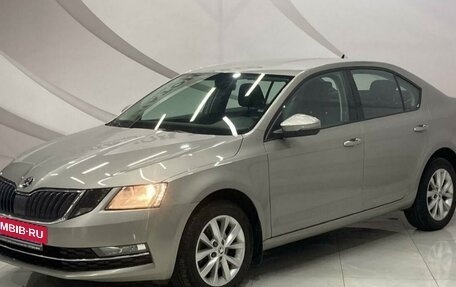 Skoda Octavia, 2017 год, 1 850 000 рублей, 10 фотография