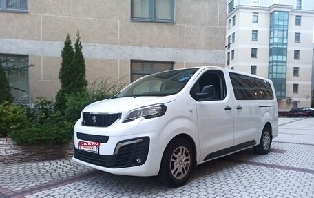 Peugeot Traveller I, 2020 год, 2 950 000 рублей, 1 фотография