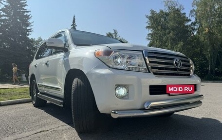 Toyota Land Cruiser 200, 2012 год, 3 550 000 рублей, 5 фотография