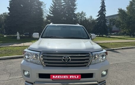 Toyota Land Cruiser 200, 2012 год, 3 550 000 рублей, 6 фотография