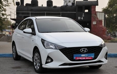 Hyundai Solaris II рестайлинг, 2020 год, 1 899 000 рублей, 3 фотография