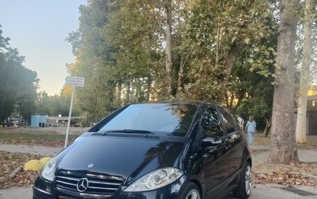 Mercedes-Benz A-Класс, 2005 год, 550 000 рублей, 2 фотография