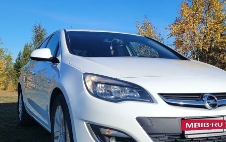 Opel Astra J, 2013 год, 1 200 000 рублей, 5 фотография