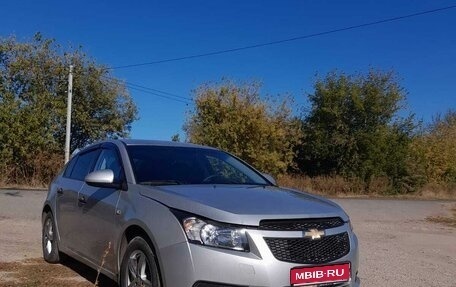 Chevrolet Cruze II, 2012 год, 830 000 рублей, 1 фотография