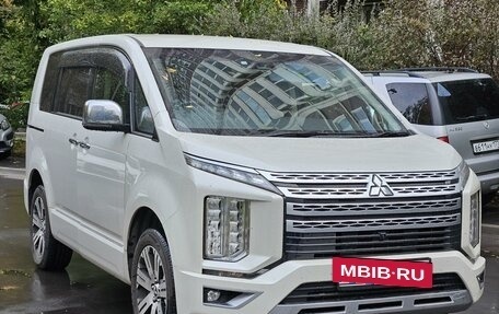 Mitsubishi Delica D:5 I, 2019 год, 3 700 000 рублей, 20 фотография