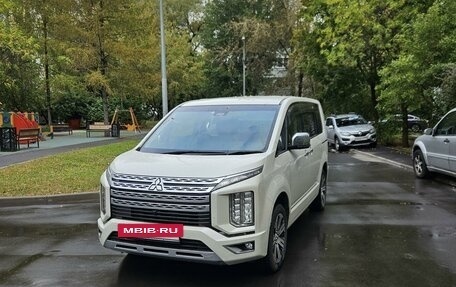 Mitsubishi Delica D:5 I, 2019 год, 3 700 000 рублей, 6 фотография