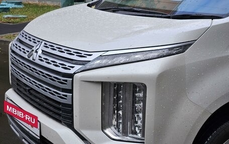 Mitsubishi Delica D:5 I, 2019 год, 3 700 000 рублей, 28 фотография