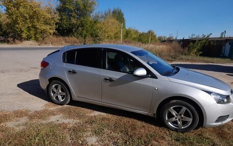 Chevrolet Cruze II, 2012 год, 830 000 рублей, 2 фотография