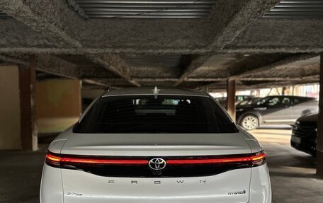 Toyota Crown, 2023 год, 7 250 000 рублей, 17 фотография