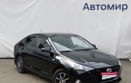 Hyundai Solaris II рестайлинг, 2022 год, 2 080 000 рублей, 3 фотография