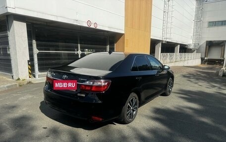 Toyota Camry, 2017 год, 2 380 000 рублей, 2 фотография