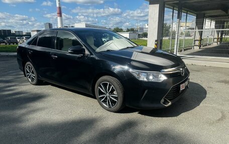 Toyota Camry, 2017 год, 2 380 000 рублей, 5 фотография