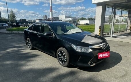 Toyota Camry, 2017 год, 2 380 000 рублей, 4 фотография