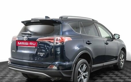 Toyota RAV4, 2018 год, 2 850 000 рублей, 5 фотография