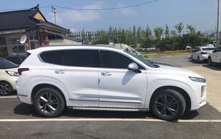 Hyundai Santa Fe IV, 2018 год, 3 400 000 рублей, 3 фотография