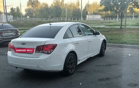 Chevrolet Cruze II, 2010 год, 430 000 рублей, 4 фотография